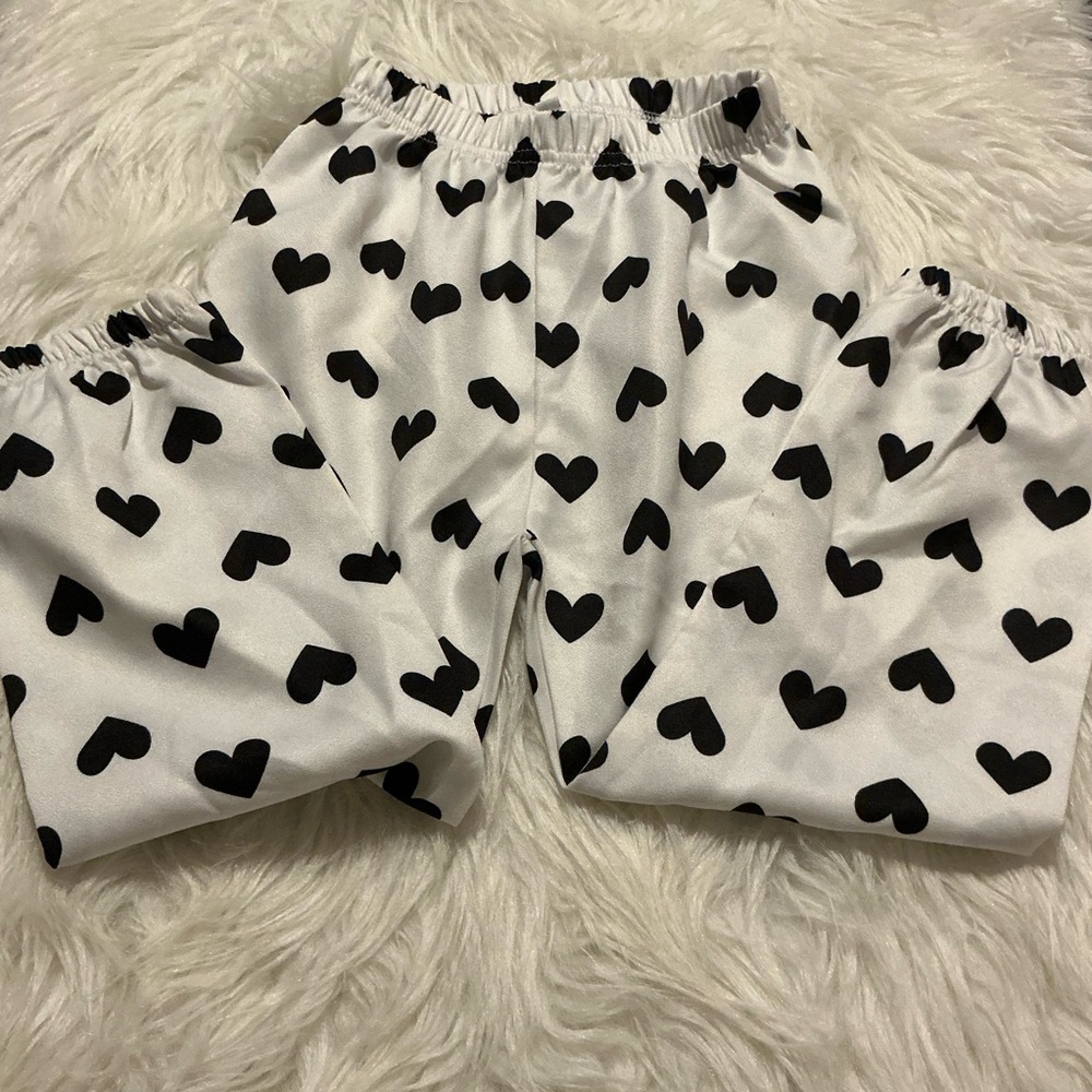 4T white with black hearts bloomers for little girl